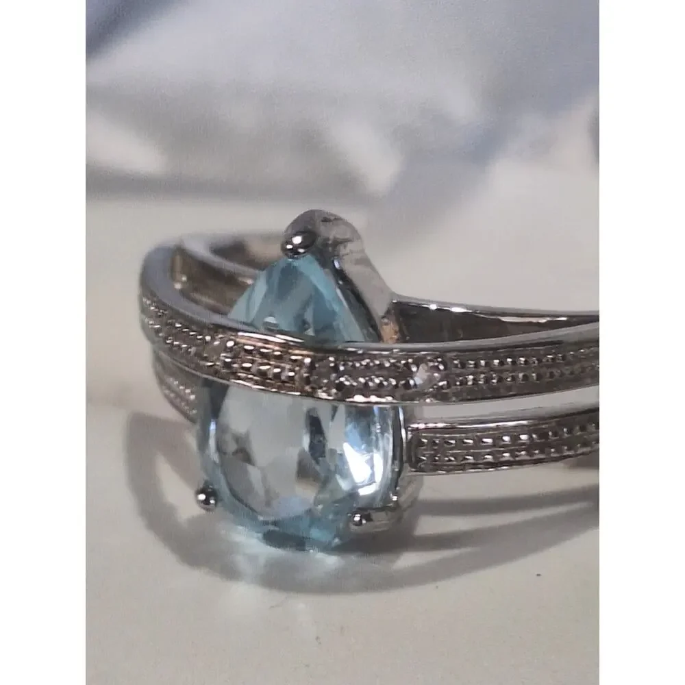 925 Sterling Silver Natural Blue Topaz Ring Oval Light Blue CZ Sz 6.5 - NIB